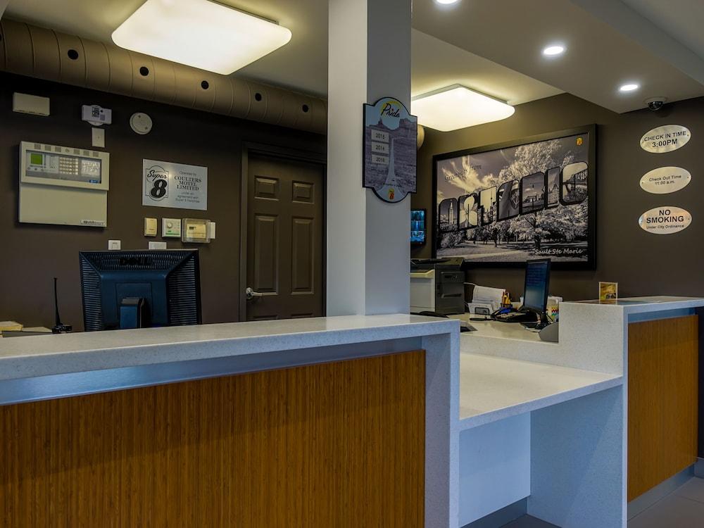 Super 8 By Wyndham Sault Ste Marie On Hotel Bagian luar foto