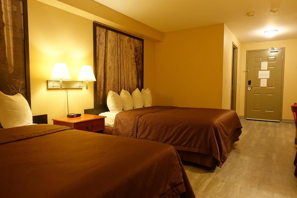 Super 8 By Wyndham Sault Ste Marie On Hotel Bagian luar foto