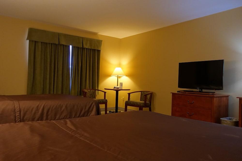 Super 8 By Wyndham Sault Ste Marie On Hotel Bagian luar foto