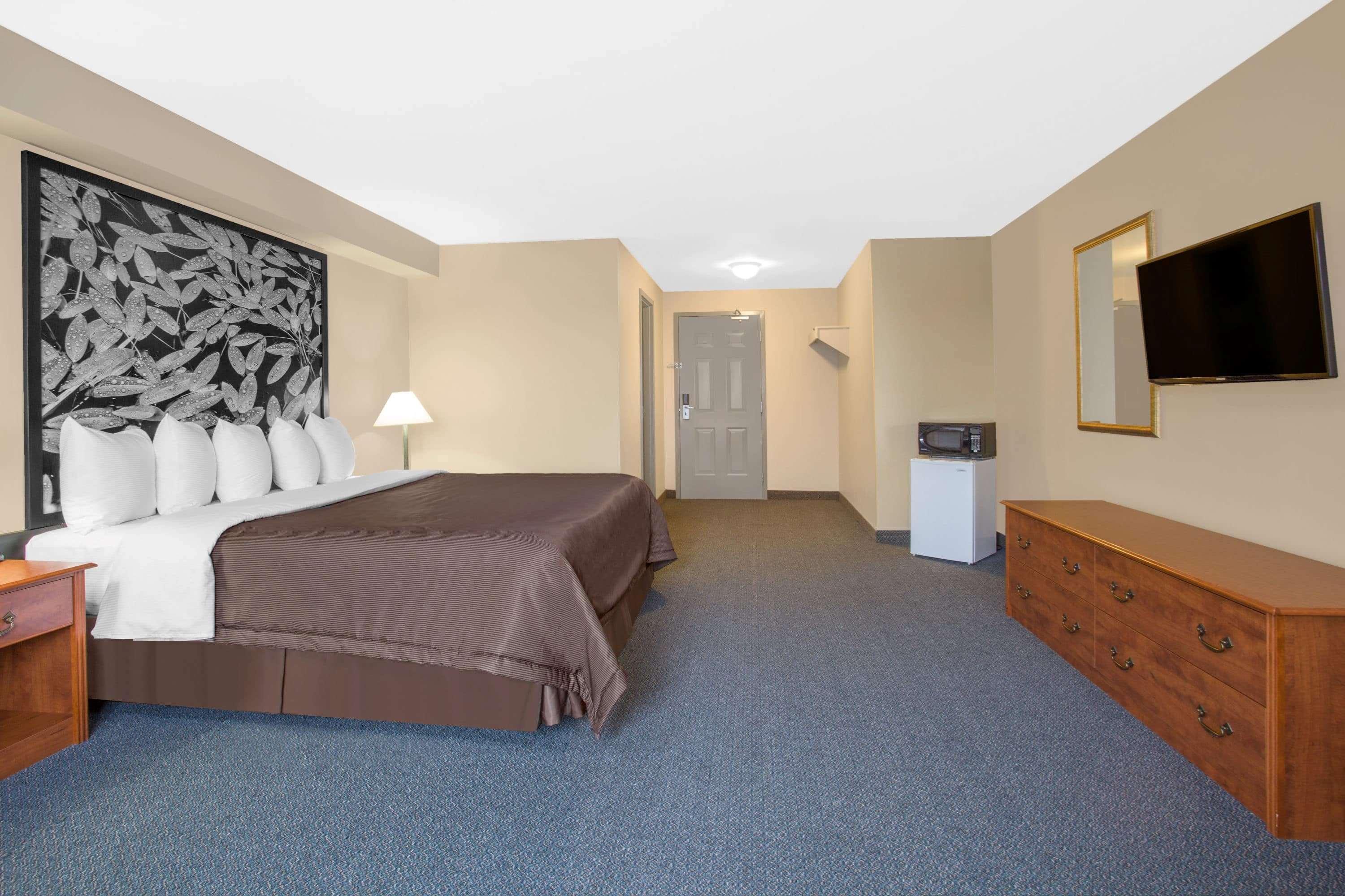Super 8 By Wyndham Sault Ste Marie On Hotel Bagian luar foto