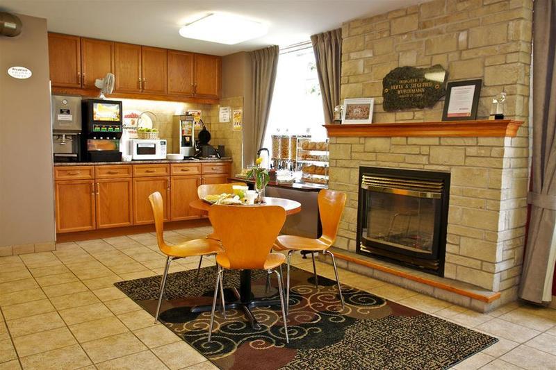 Super 8 By Wyndham Sault Ste Marie On Hotel Bagian luar foto