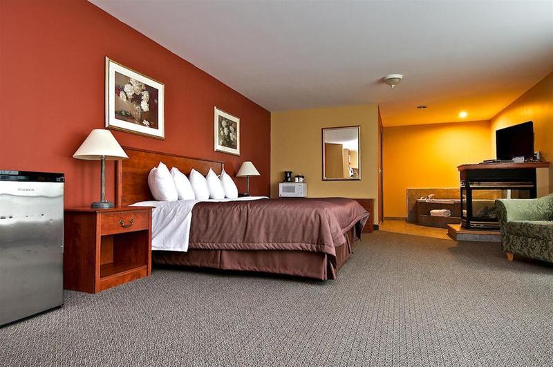 Super 8 By Wyndham Sault Ste Marie On Hotel Bagian luar foto